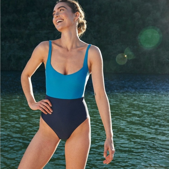 L.L. Bean x Summersalt Seascape Sweetheart One Piece Swimsuit Calypso Deep Sea 2